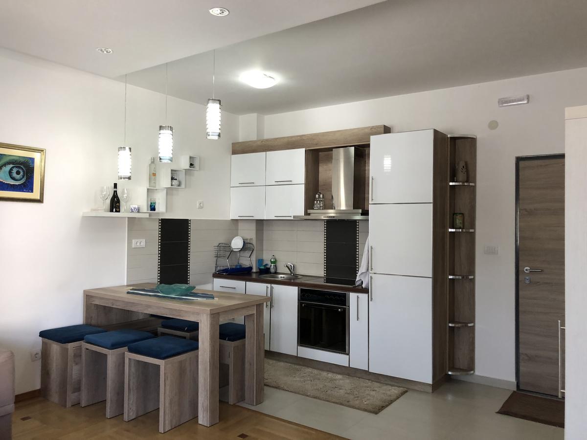 Apartman Dajana Ulcinj Bagian luar foto