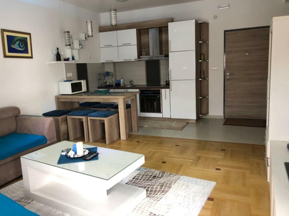 Apartman Dajana Ulcinj Bagian luar foto